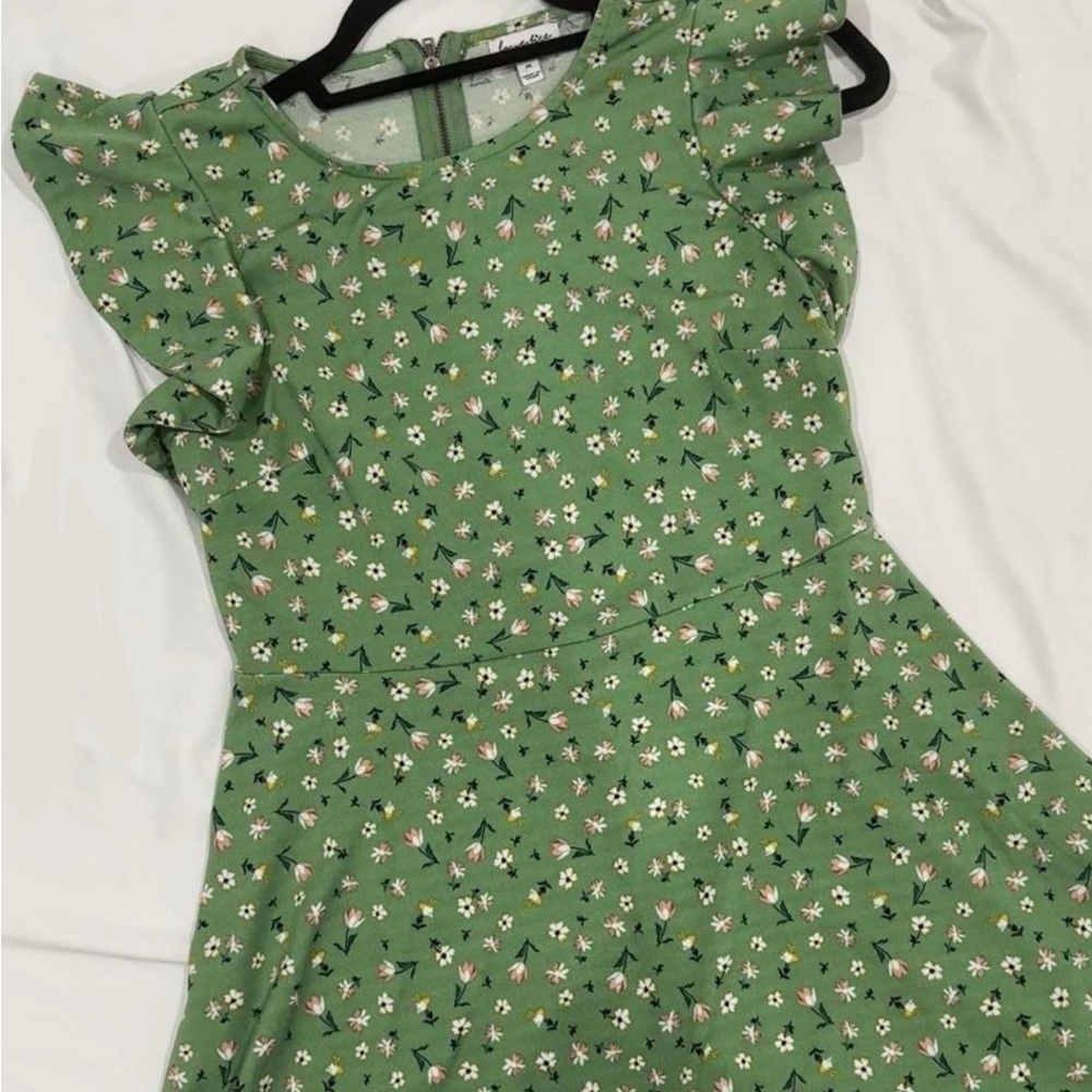 Love Fire Green Floral Mini Dress